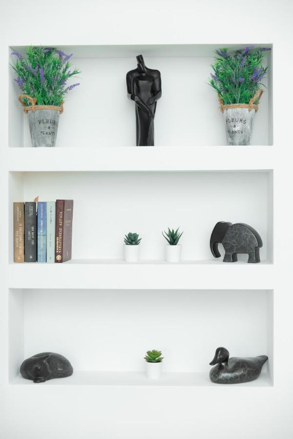 Chic & Spacious House In Rodia Heraklion エクステリア 写真