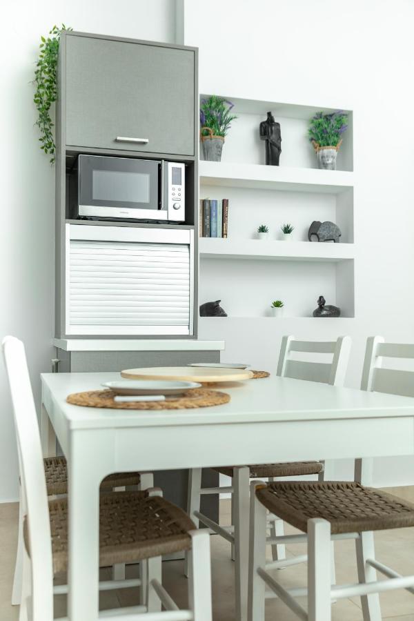 Chic & Spacious House In Rodia Heraklion エクステリア 写真